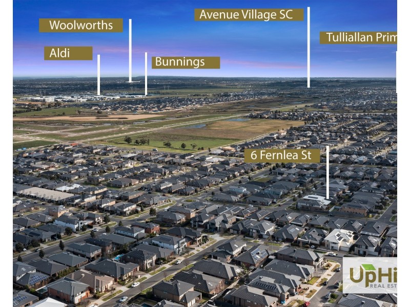 6 Fernlea Street, Clyde North VIC 3978