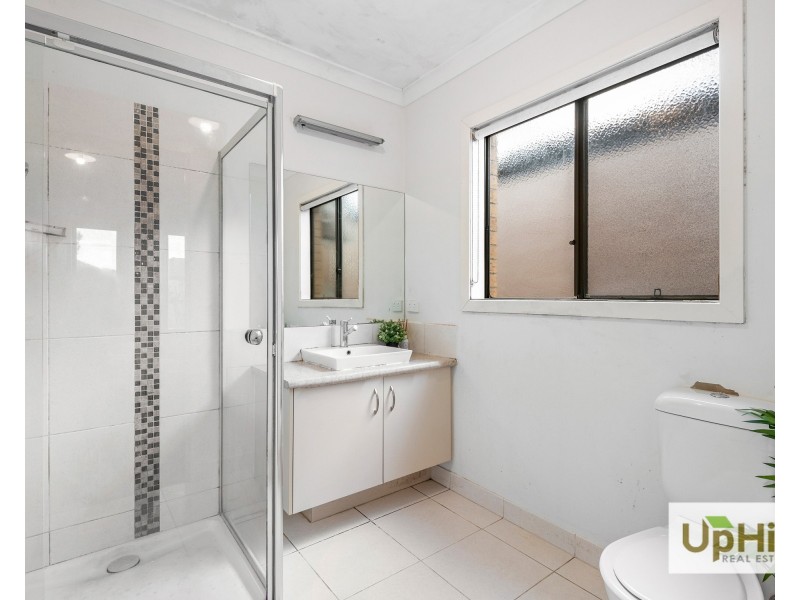 15 Jutland Close, Clyde North VIC 3978