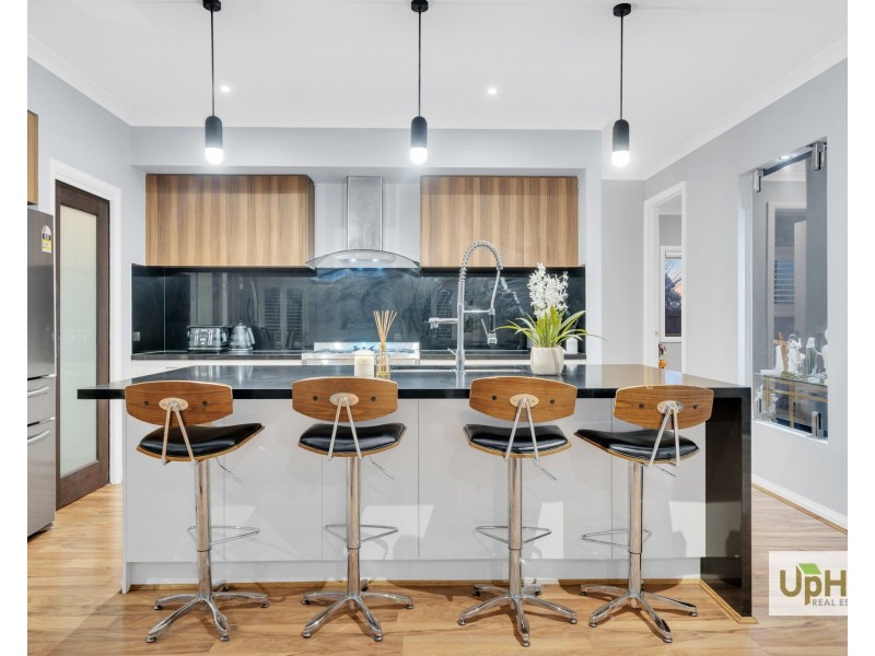 27 Fairweather Parade, Officer VIC 3809