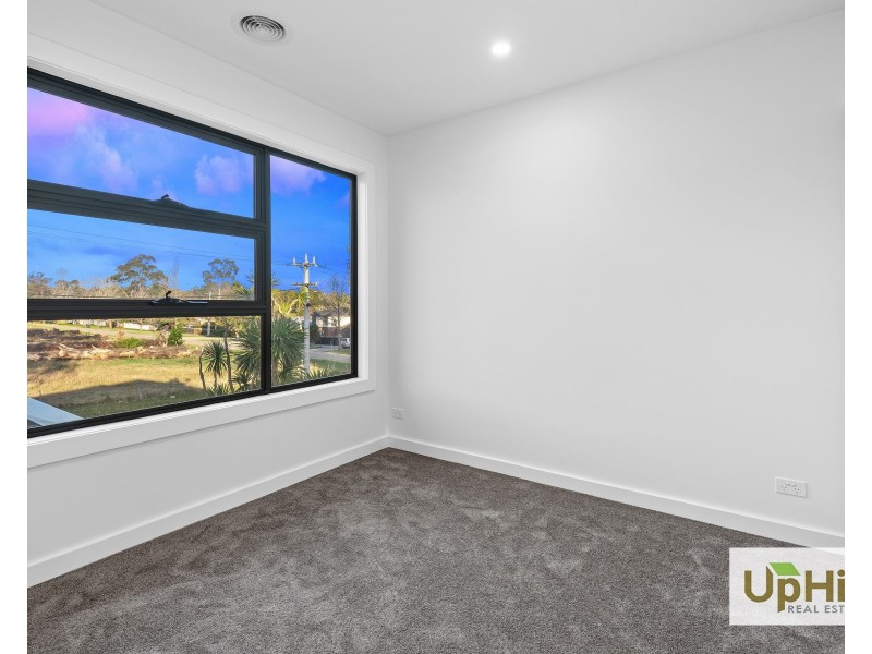 1/35 Manuka Road, Berwick VIC 3806