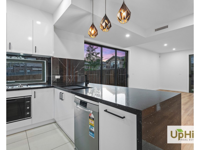 3/35 Manuka Road, Berwick VIC 3806