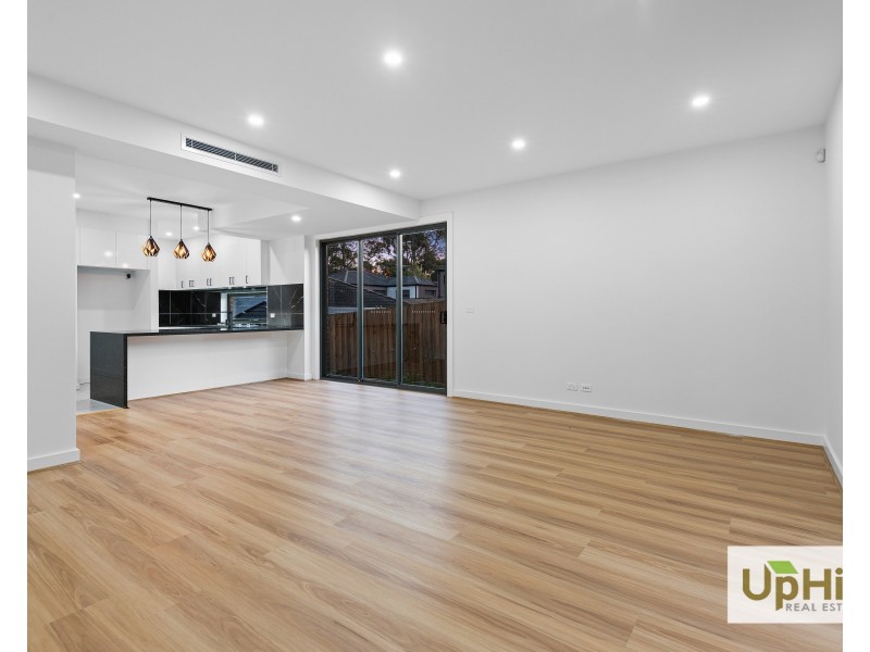 3/35 Manuka Road, Berwick VIC 3806