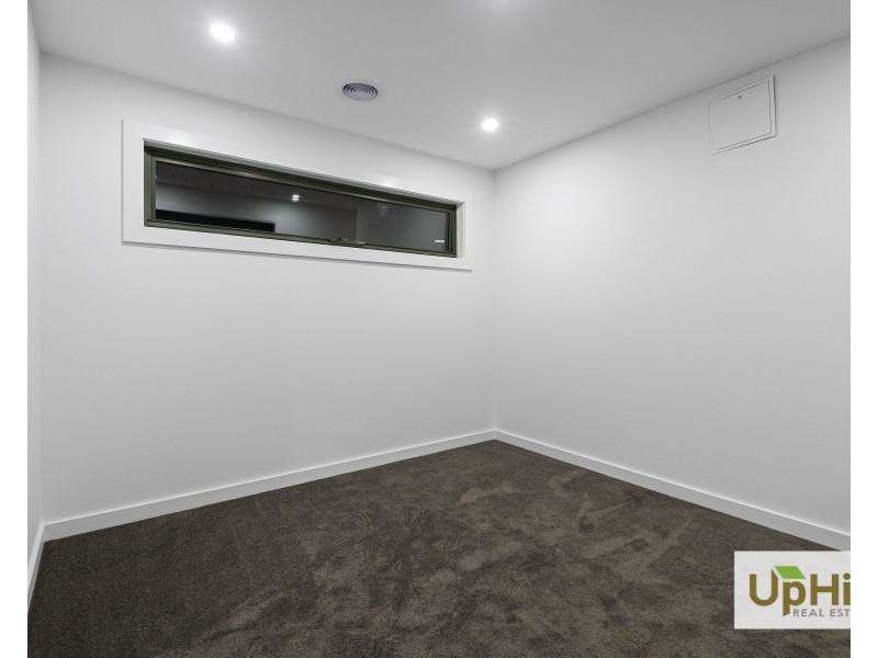 3/35 Manuka Road, Berwick VIC 3806