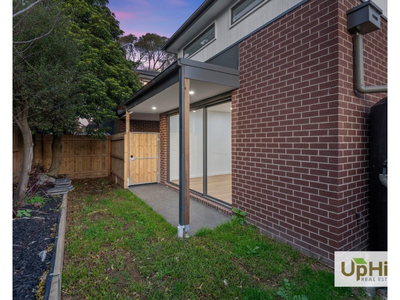 3/35 Manuka Road, Berwick VIC 3806