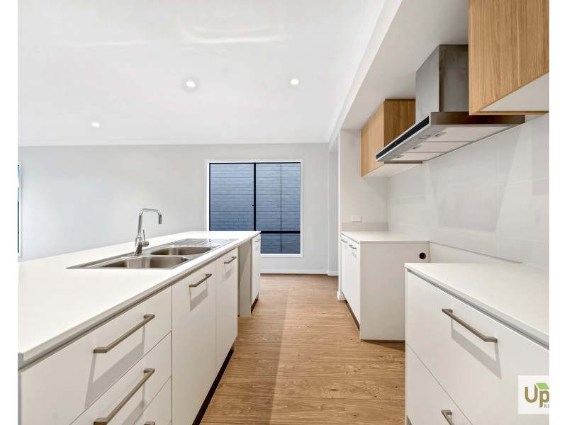 61 Ashtead Street, Clyde VIC 3978