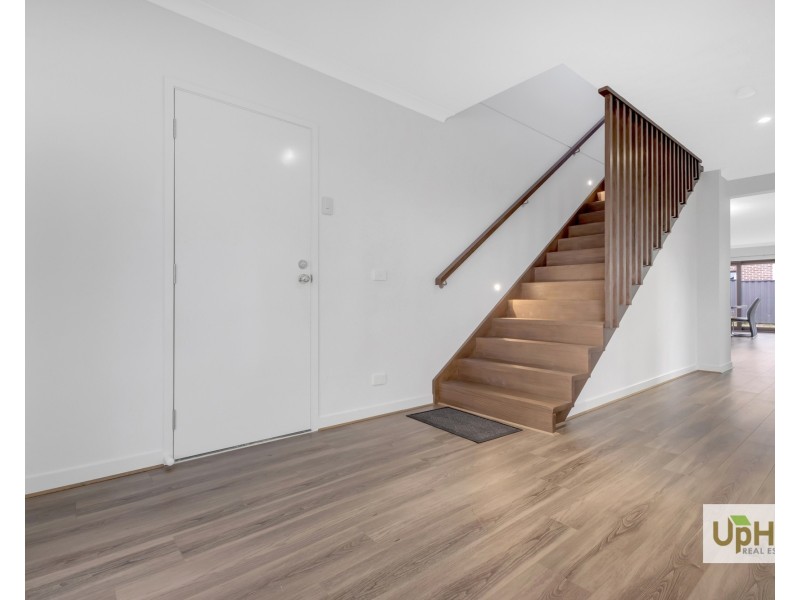 19 Merribrook Boulevard, Clyde VIC 3978