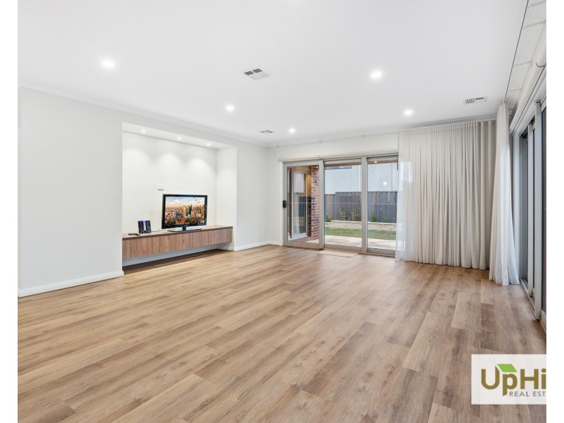 49 Masquerade Road, Berwick VIC 3806