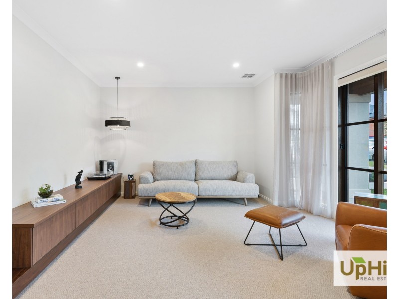 49 Masquerade Road, Berwick VIC 3806