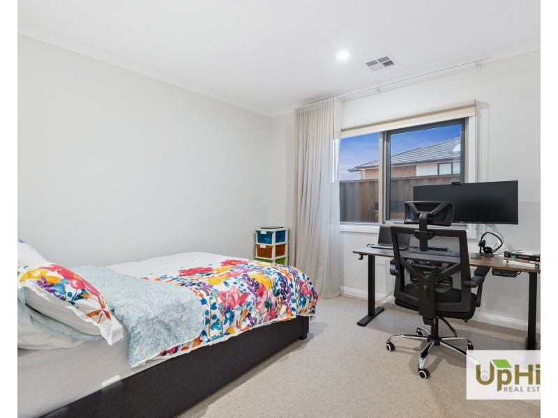 49 Masquerade Road, Berwick VIC 3806