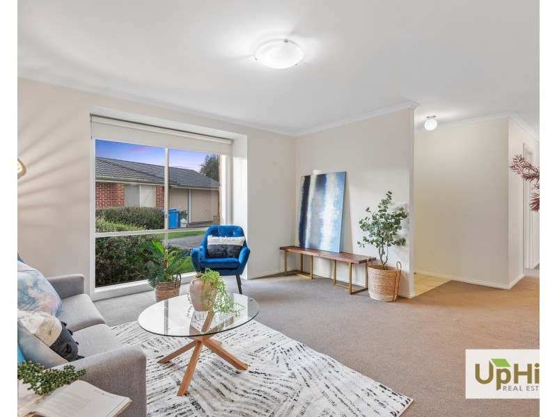 2/50-52 Bellevue Drive, Berwick VIC 3806