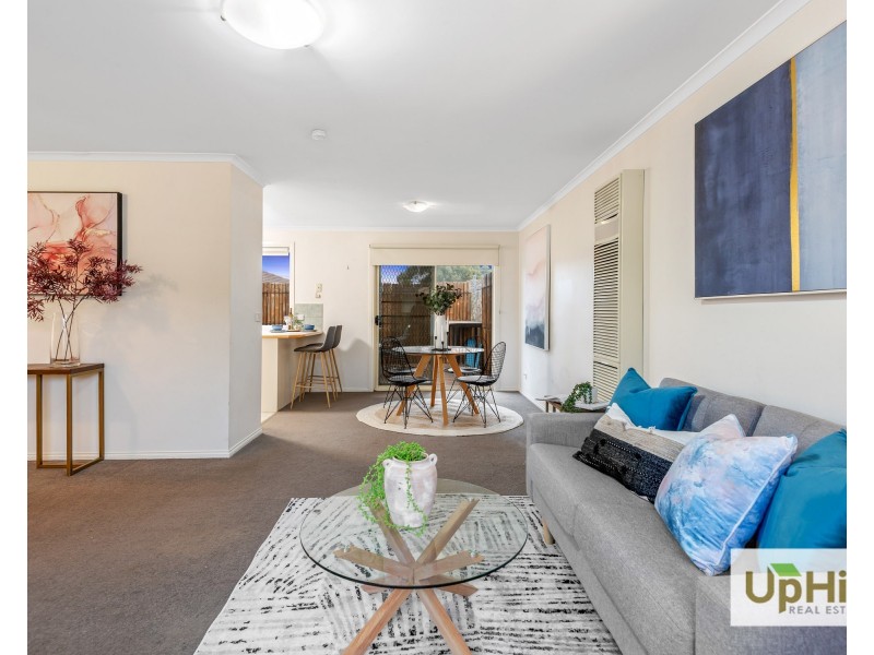2/50-52 Bellevue Drive, Berwick VIC 3806