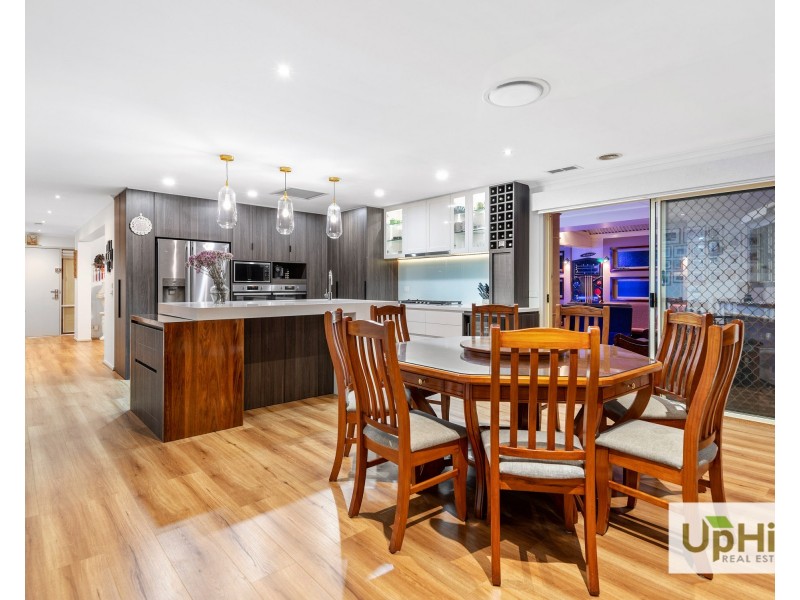 19 Cypress Close, Hampton Park VIC 3976