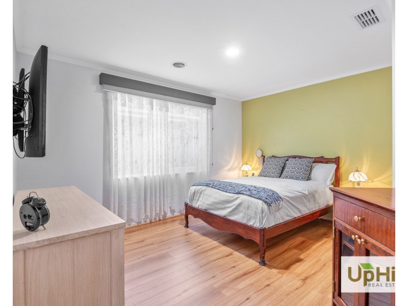 19 Cypress Close, Hampton Park VIC 3976