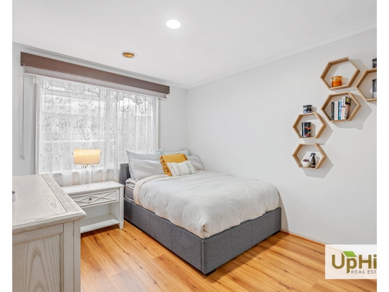 19 Cypress Close, Hampton Park VIC 3976