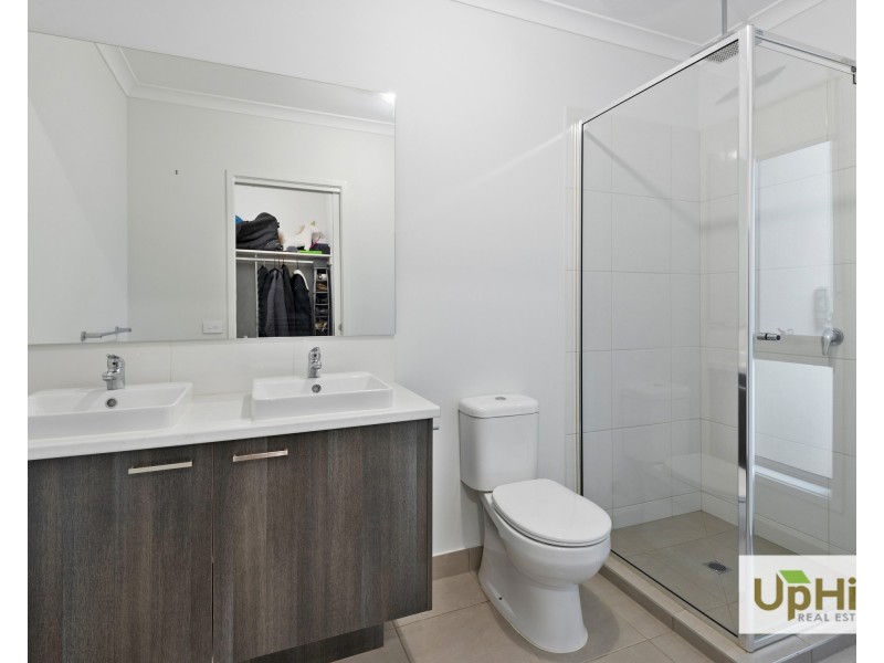 3 Majorca Drive, Clyde North VIC 3978