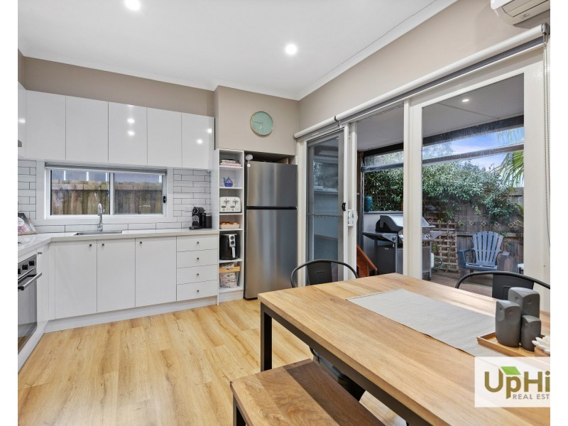 18 Sybella Avenue, Koo Wee Rup VIC 3981