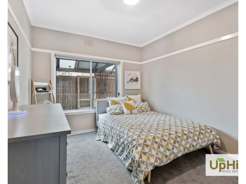 18 Sybella Avenue, Koo Wee Rup VIC 3981