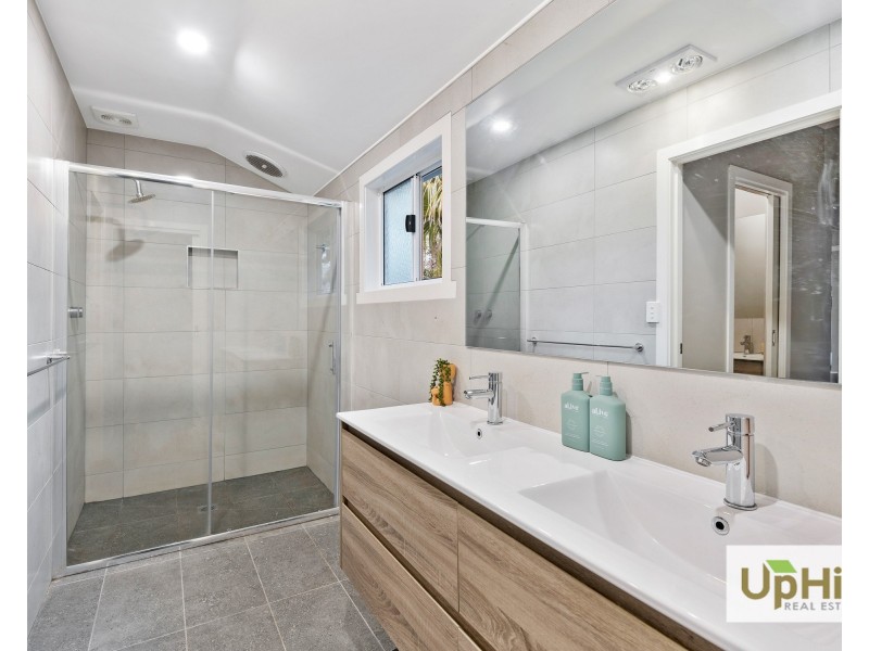 18 Sybella Avenue, Koo Wee Rup VIC 3981