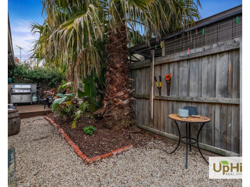 18 Sybella Avenue, Koo Wee Rup VIC 3981