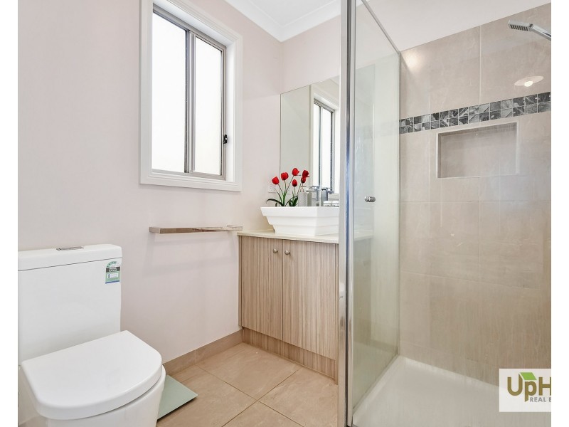 7 Cochin Drive, Clyde North VIC 3978