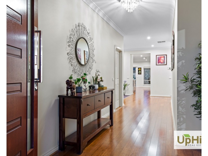 22 Gossamer Way, Narre Warren South VIC 3805