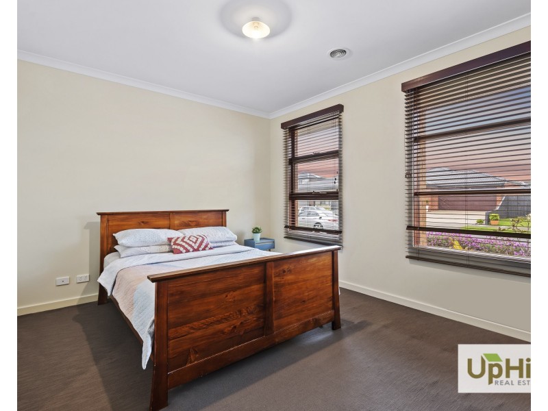 22 Gossamer Way, Narre Warren South VIC 3805