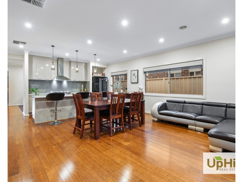 22 Gossamer Way, Narre Warren South VIC 3805