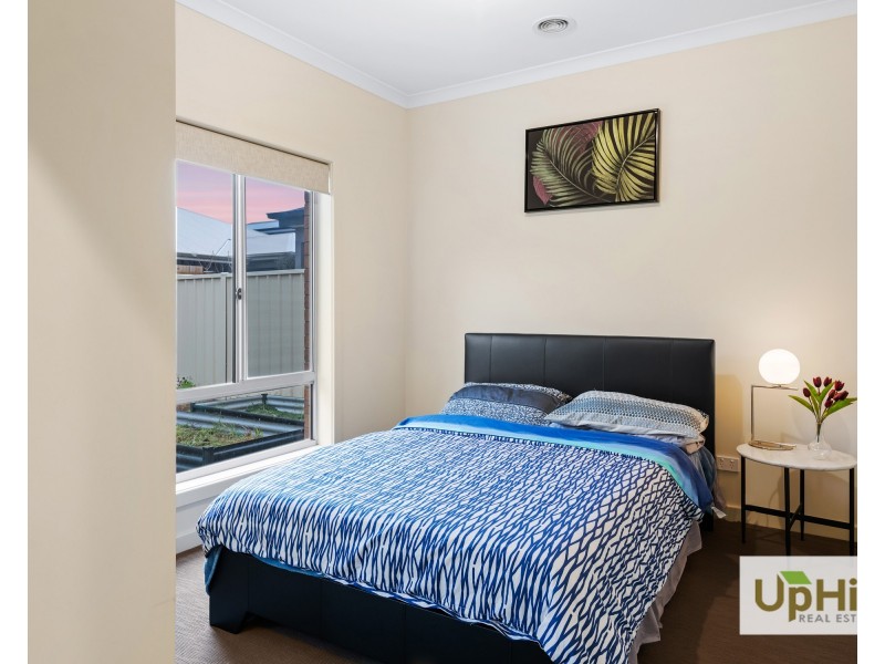 22 Gossamer Way, Narre Warren South VIC 3805