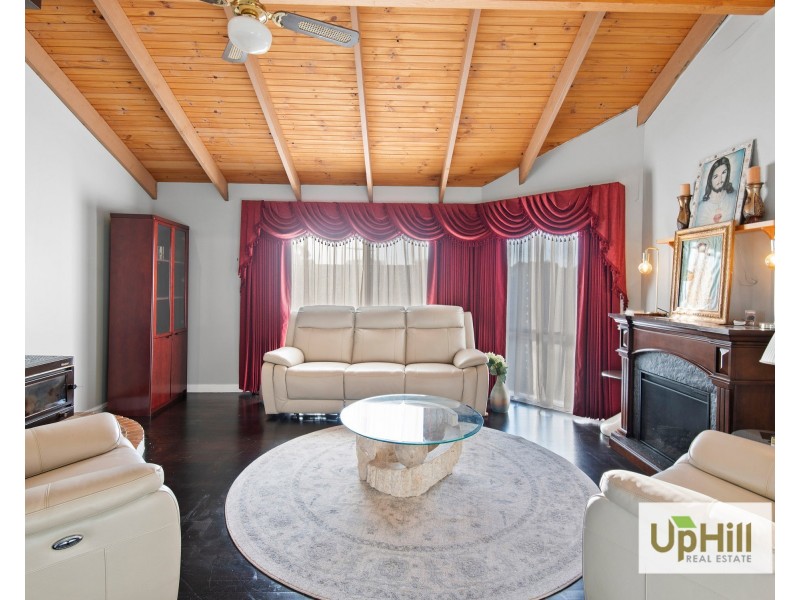 7 Settlers Hill Rise, Pakenham VIC 3810