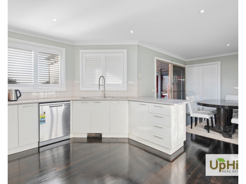 7 Settlers Hill Rise, Pakenham VIC 3810