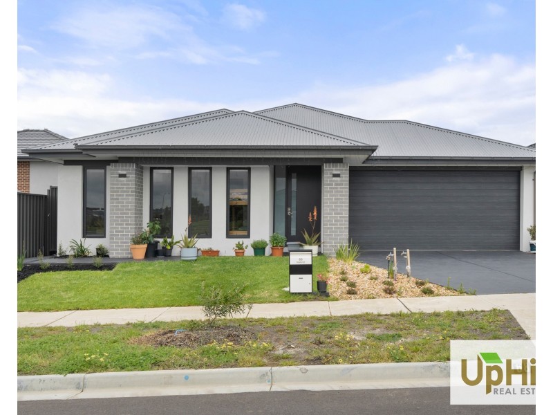 68 Yaralla Circuit, Clyde VIC 3978