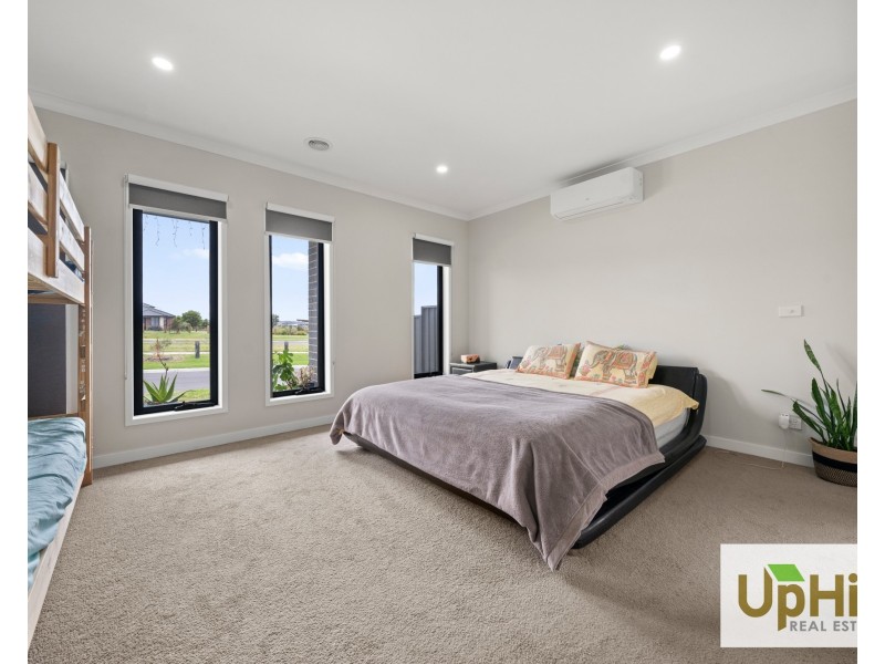 68 Yaralla Circuit, Clyde VIC 3978