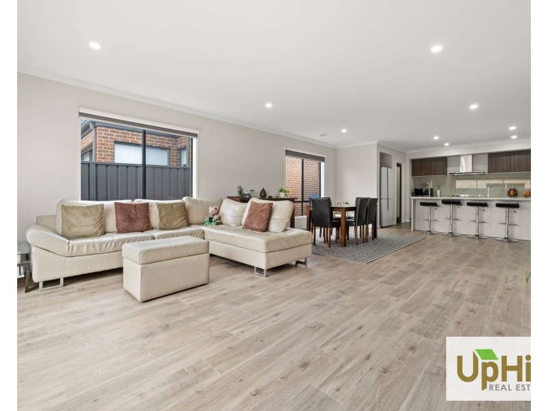 68 Yaralla Circuit, Clyde VIC 3978