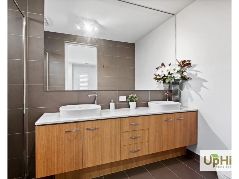 28 Hartland Drive, Cranbourne North VIC 3977