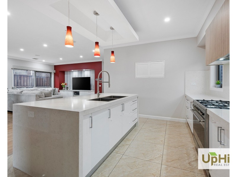 37 Blackhazel Crescent, Clyde North VIC 3978