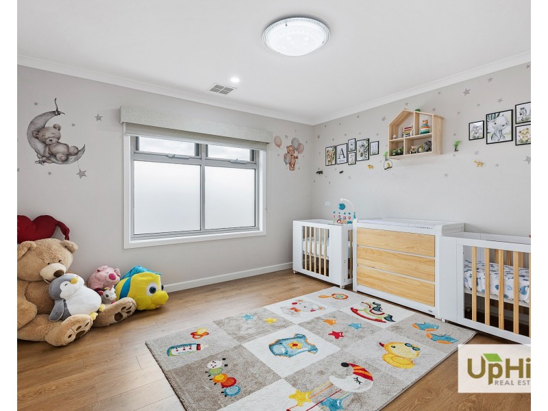 37 Blackhazel Crescent, Clyde North VIC 3978