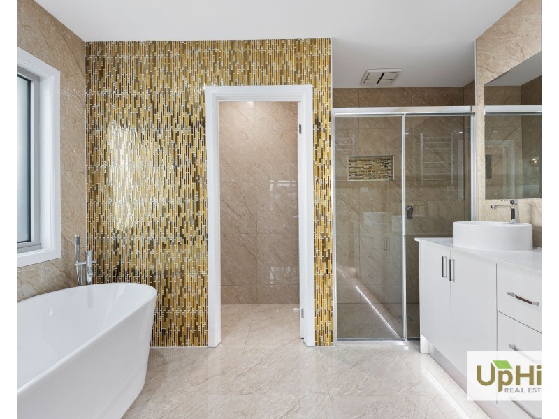 37 Blackhazel Crescent, Clyde North VIC 3978