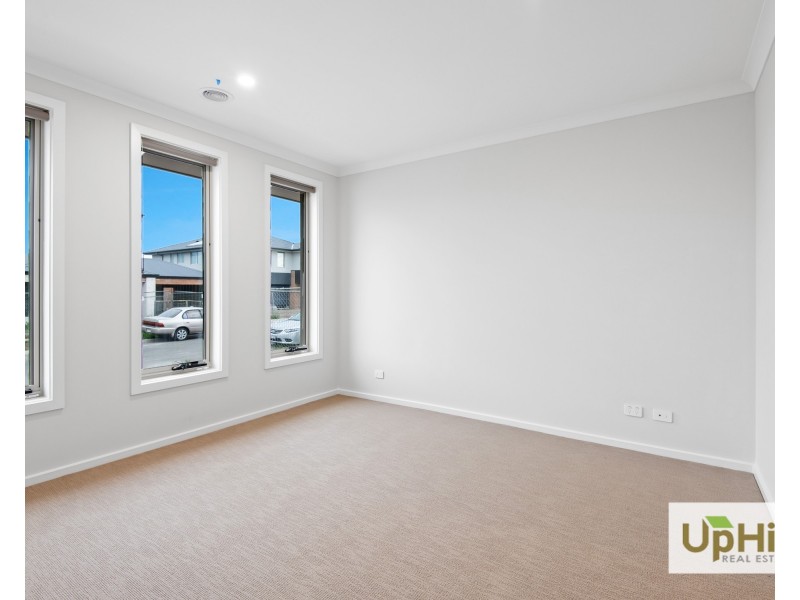 5 Winnows Street, Officer VIC 3809