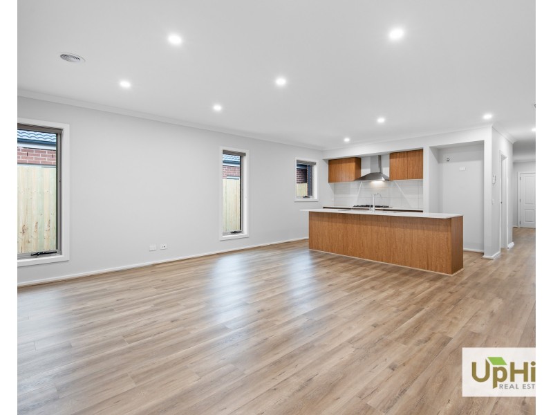 5 Winnows Street, Officer VIC 3809