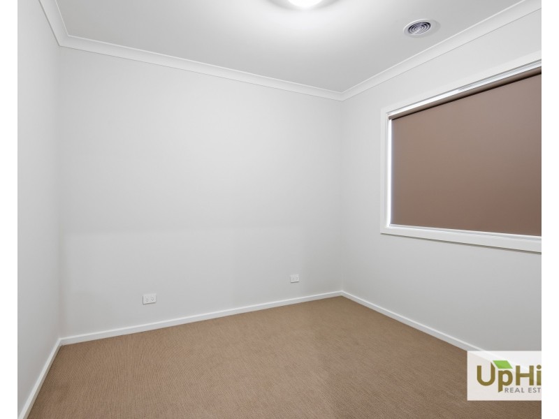 5 Winnows Street, Officer VIC 3809