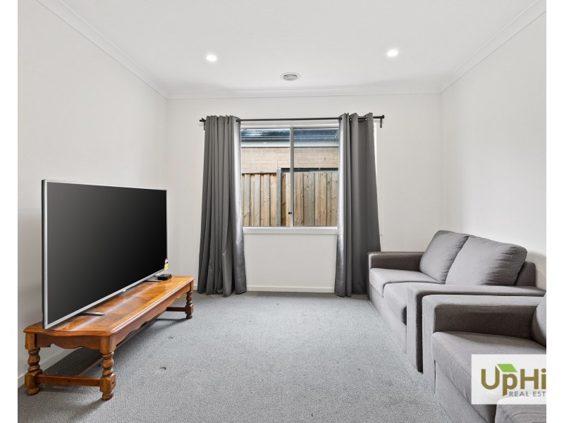 4 Mindful Circuit, Clyde VIC 3978