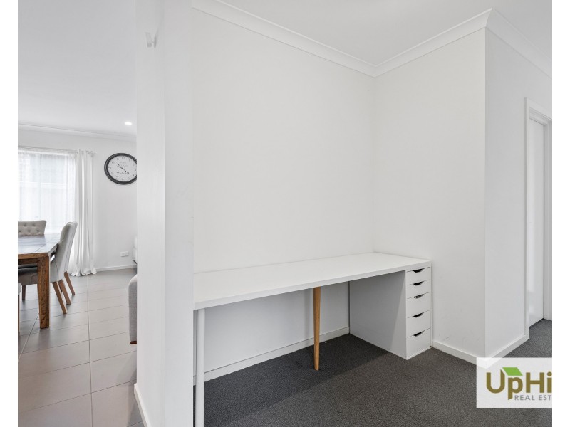 4 Mindful Circuit, Clyde VIC 3978