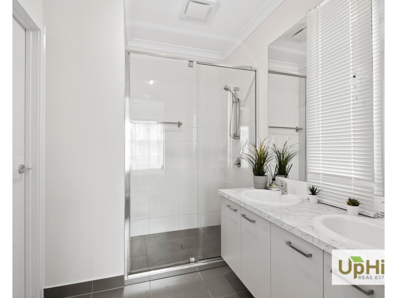 4 Mindful Circuit, Clyde VIC 3978