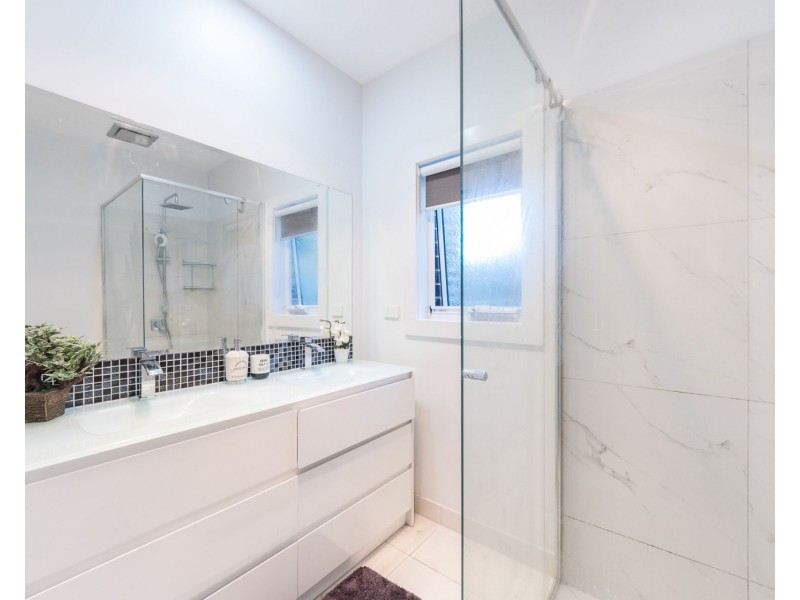 6 Feodora Crescent, Narre Warren VIC 3805