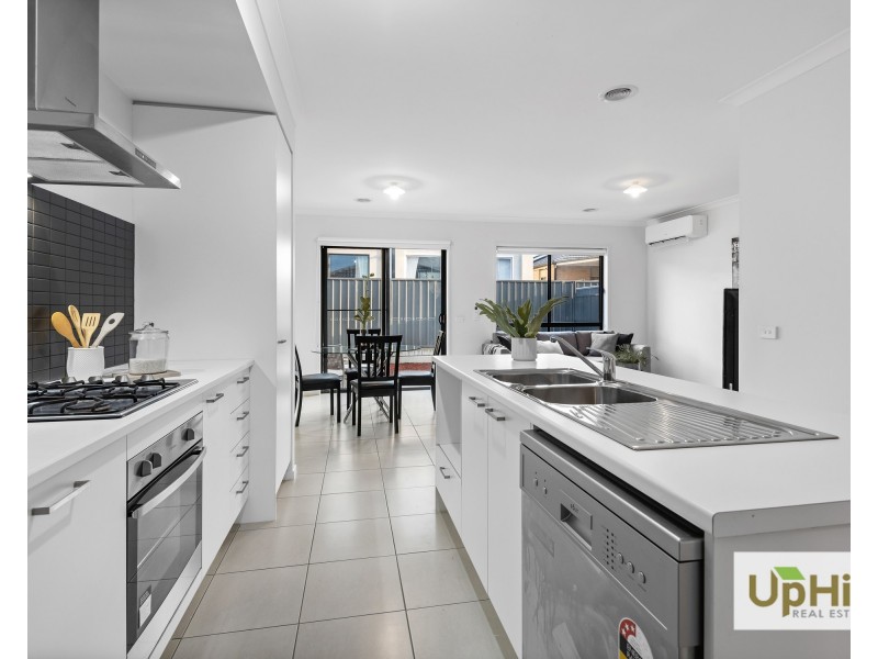 17 Adriatic Circuit, Clyde VIC 3978