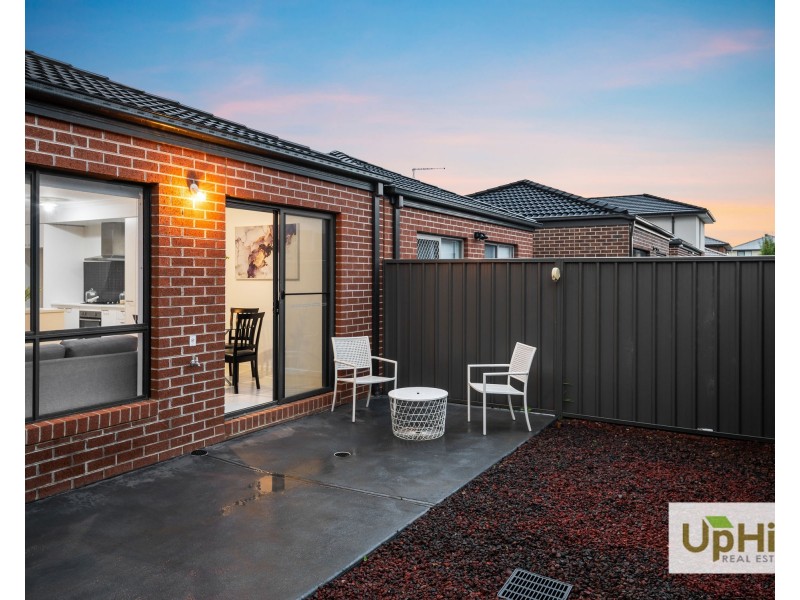 17 Adriatic Circuit, Clyde VIC 3978