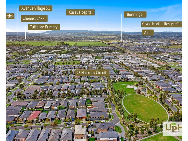 25 Hackney Circuit, Clyde North VIC 3978
