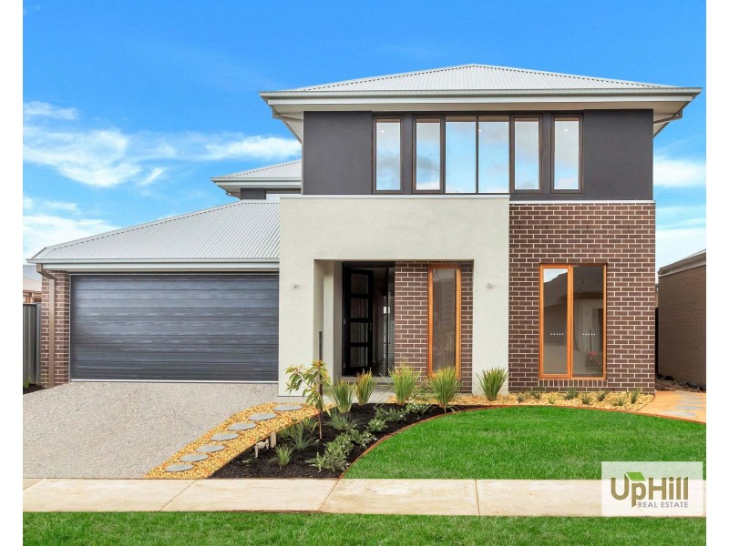 2 Sursum Place, Clyde VIC 3978