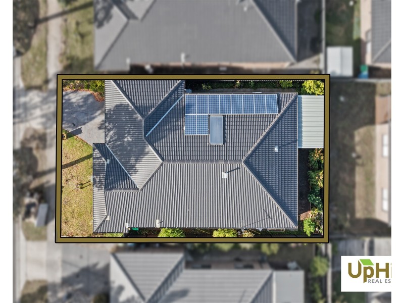 15 Pleven Rise, Clyde North VIC 3978