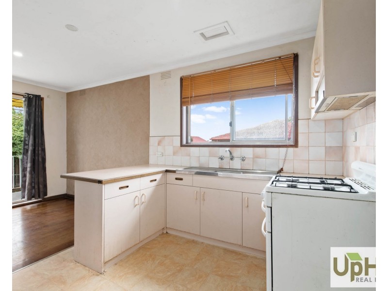 7 Lawrence Crescent, Noble Park North VIC 3174